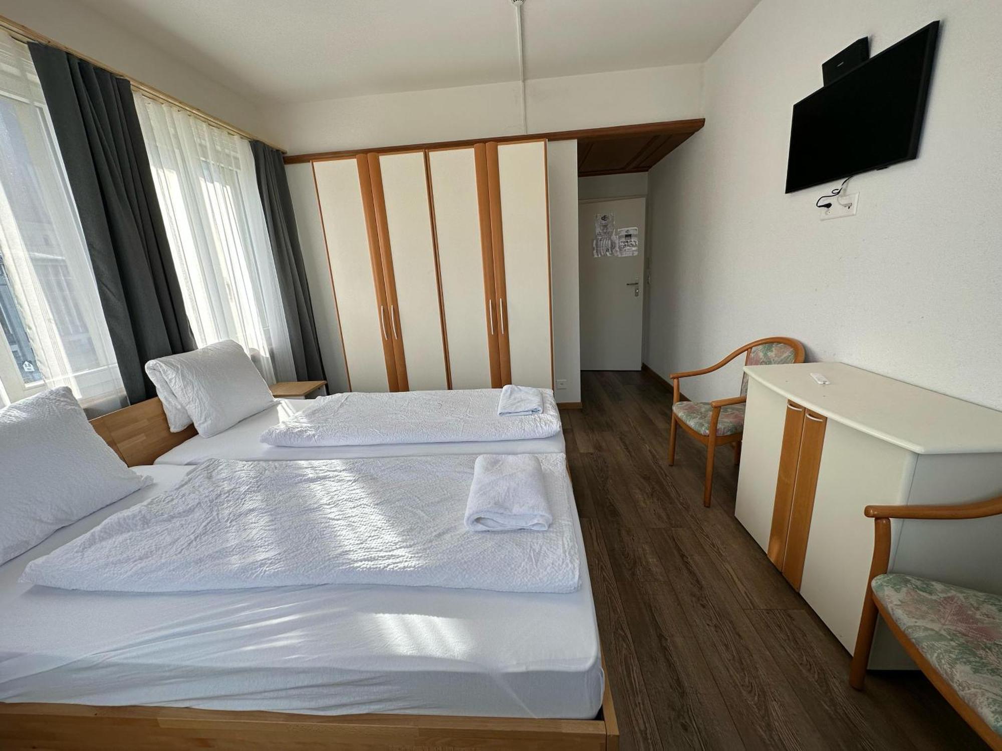 Hotel Christina Вильдерсвиль Экстерьер фото